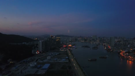 해가 지는 밤 시간 주하이 시 리버 베이 공중 파노라마 4k 중국