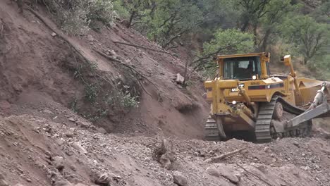 Reparación-de-carreteras-en-México-00