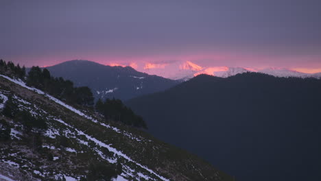 stunning sunset snowcapped mountains