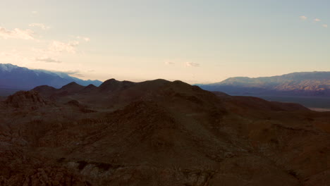 Puesta-De-Sol-En-Las-Colinas-De-Alabama-Cerca-De-Lone-Pine,-California