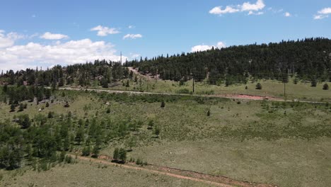 Llanuras-De-Montaña-En-Un-Día-De-Verano