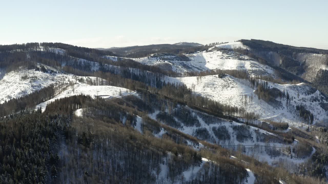 аэрофотосъемка гарца после сильной снежной бури зимой 2021 года