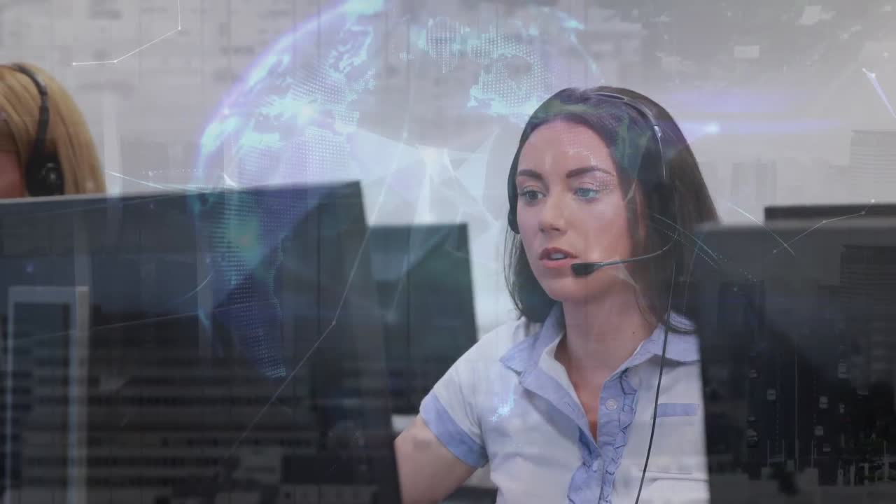 animación del globo sobre mujer de negocios usando auriculares de teléfono