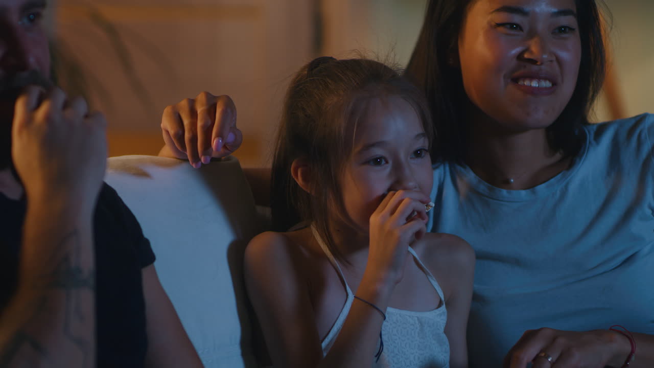 noche de películas en familia.