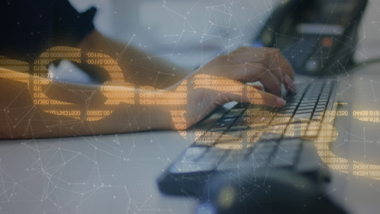 cadena digital y red de conexiones contra la persona que escribe en el teclado