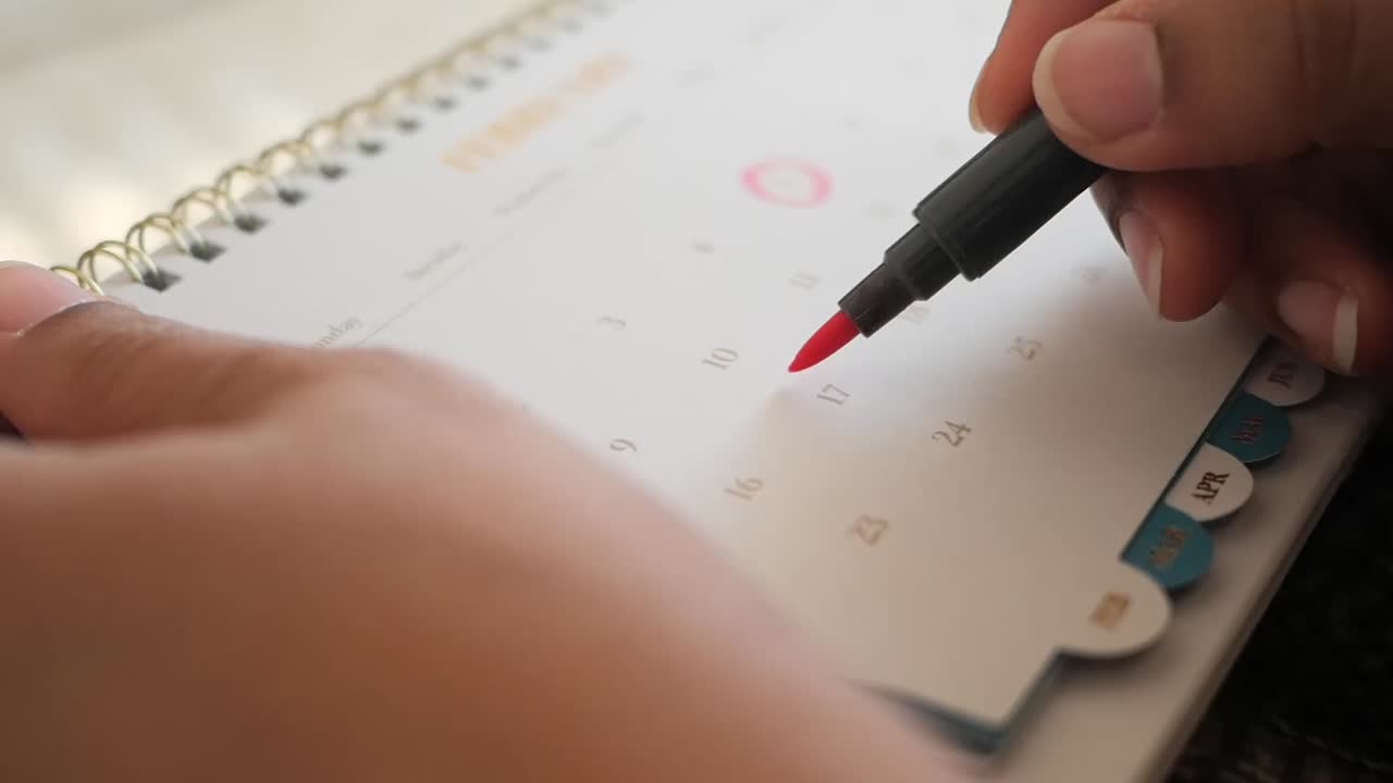 달력 에 날짜 를 표시 하는 것