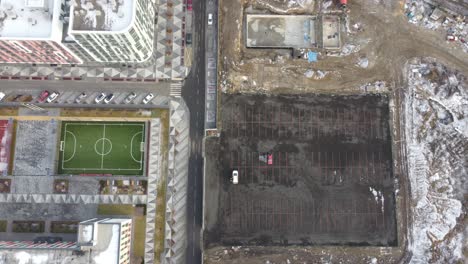 vista aérea desde aviones no tripulados volando a lugares de estacionamiento