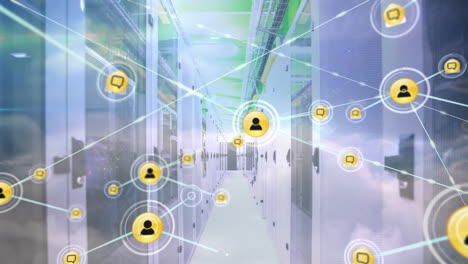 animación de la red de conexiones con iconos a través de servidores informáticos