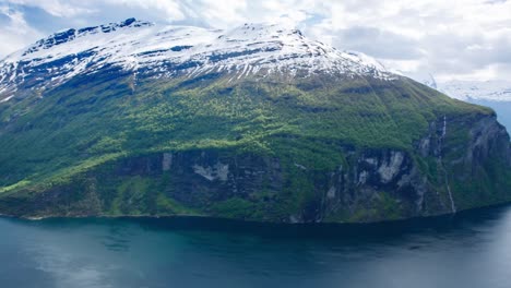 Fiordo-De-Geiranger,-Noruega.