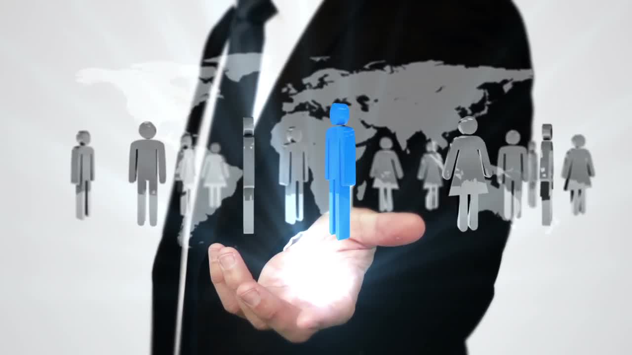 hombre de negocios presentando un holograma