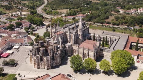 Monastery-of-Batalha,-Gothic-style-Dominican-convent-in-the-municipality-of-Batalha