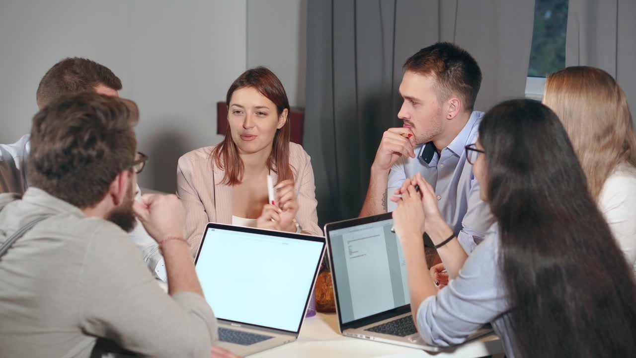 reunión del equipo de negocios