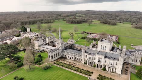 Imágenes-De-Drones-Ashridge-House-Sido-To-Side-Fly