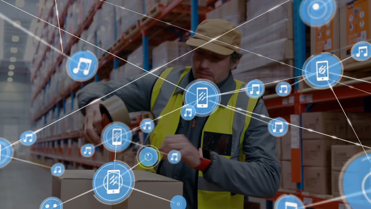 animación de la red de conexiones sobre el trabajador masculino caucásico en el almacén