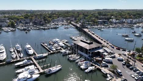 Annapolis,-Maryland,-Puente-Levadizo-Y-Barcos