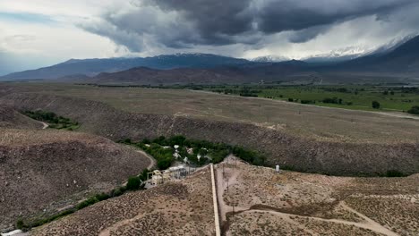 Aerial-shot-of-LADWP-pipeline-and-hydroelectric-power-station-in-Bishop,-California