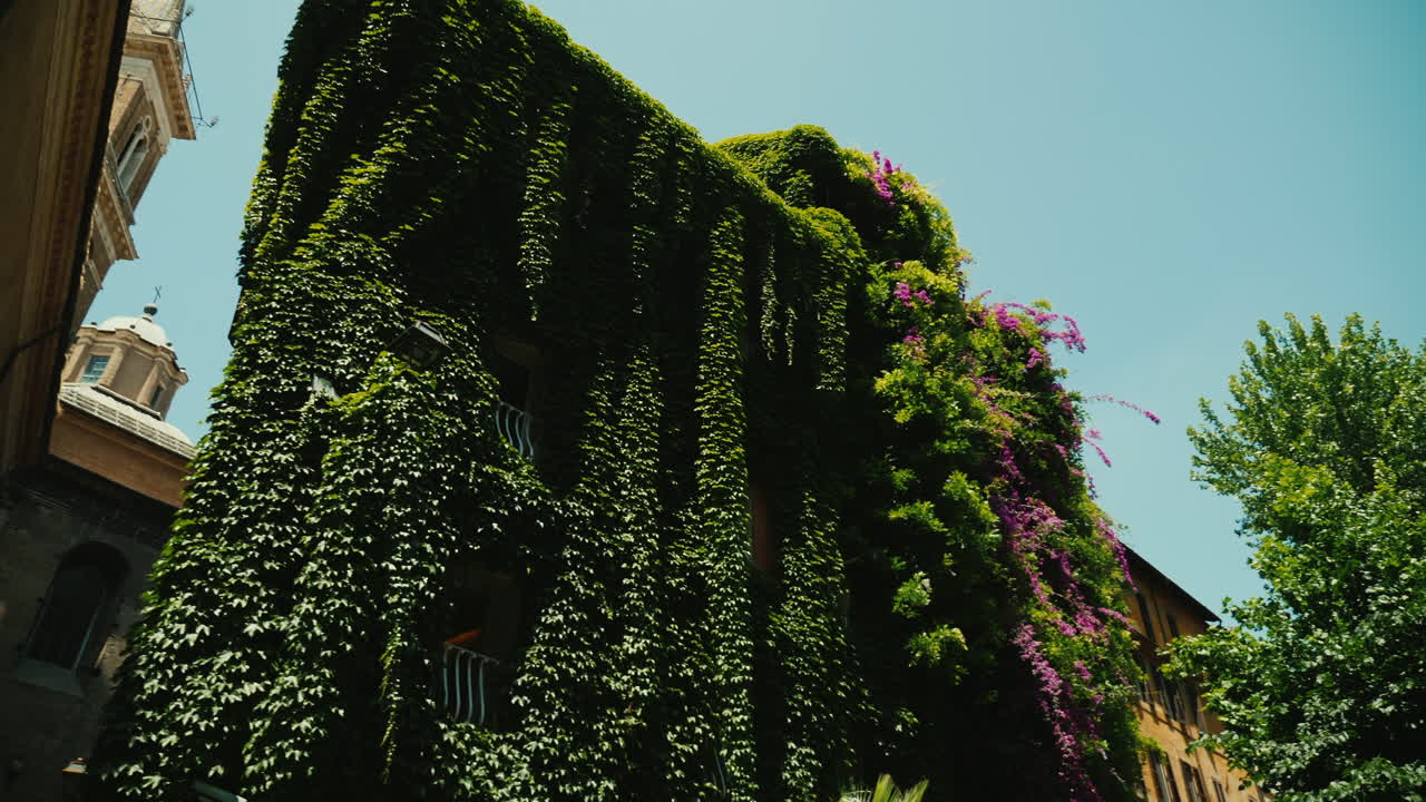 로마 1의 역사적 부분에 있는 오래된 건물