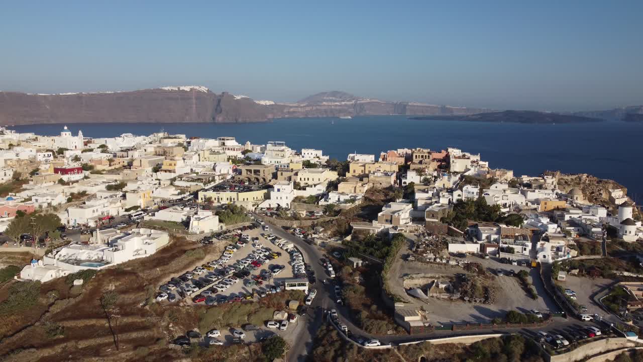 una tarde soleada en oia, santorini