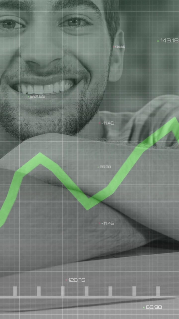 Animazione di elaborazione di dati finanziari su uomini caucasici