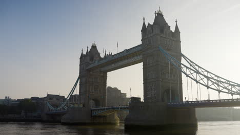 tower bridge in london at dawn/dusk