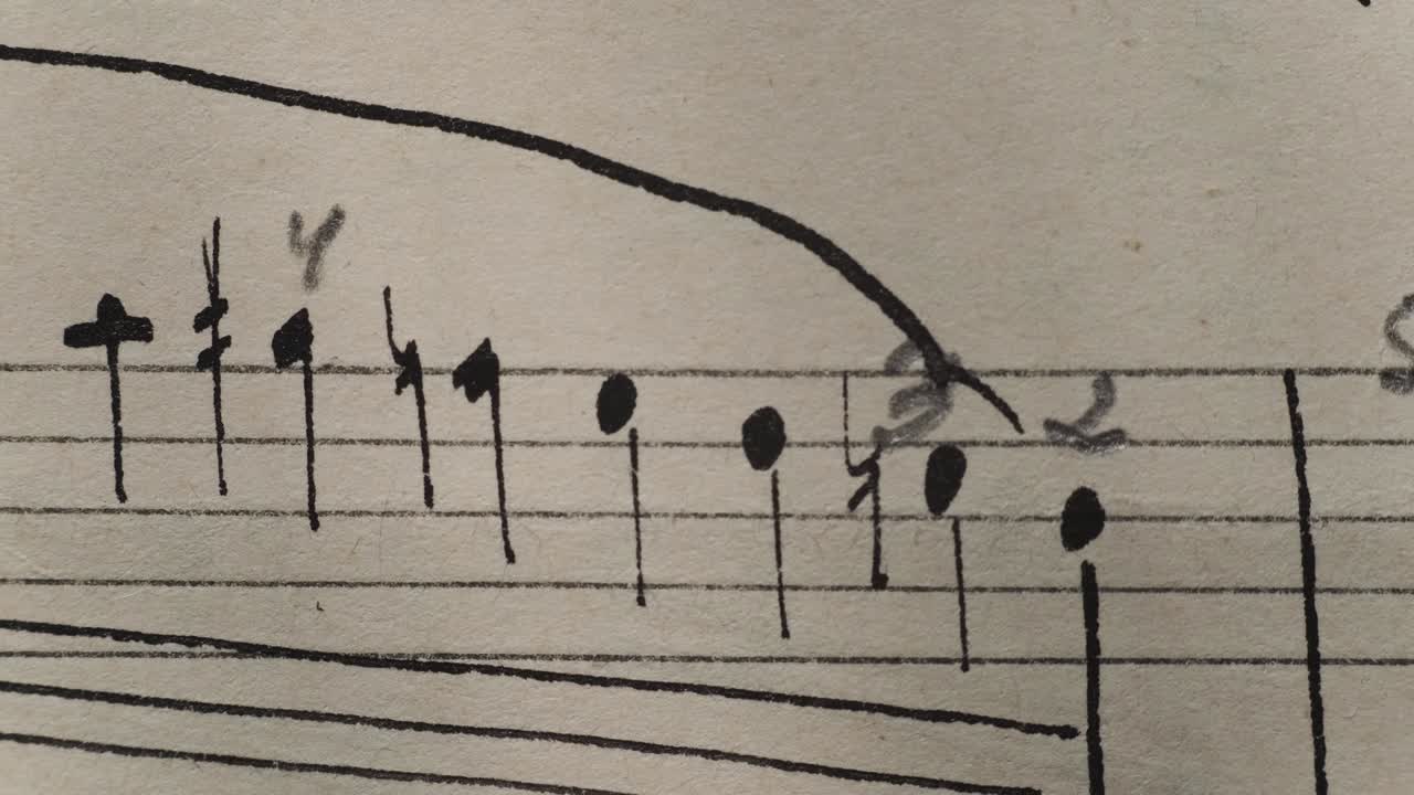 카메라가 노트북 위로 이동, 클로즈업, 매크로 뷰, 슬라이더 이동