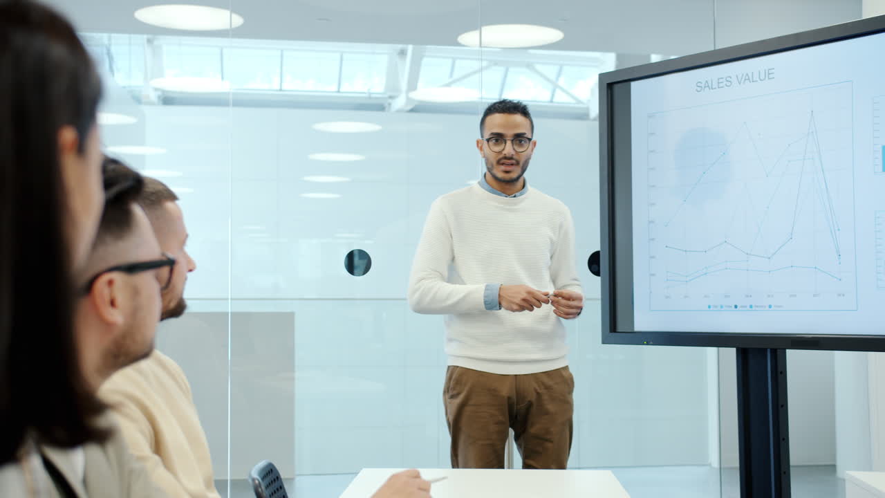 presentación de negocios en la sala de reuniones