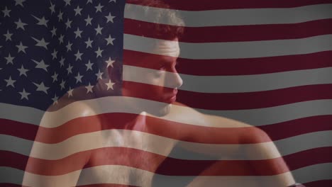 Animation-Der-Flagge-Der-USA-über-Einem-Nach-Oben-Schauenden-Kaukasischen-Mann