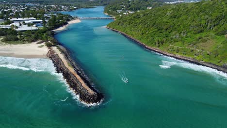 Tallebudgera-Creek-Boat-Drone,-UHD