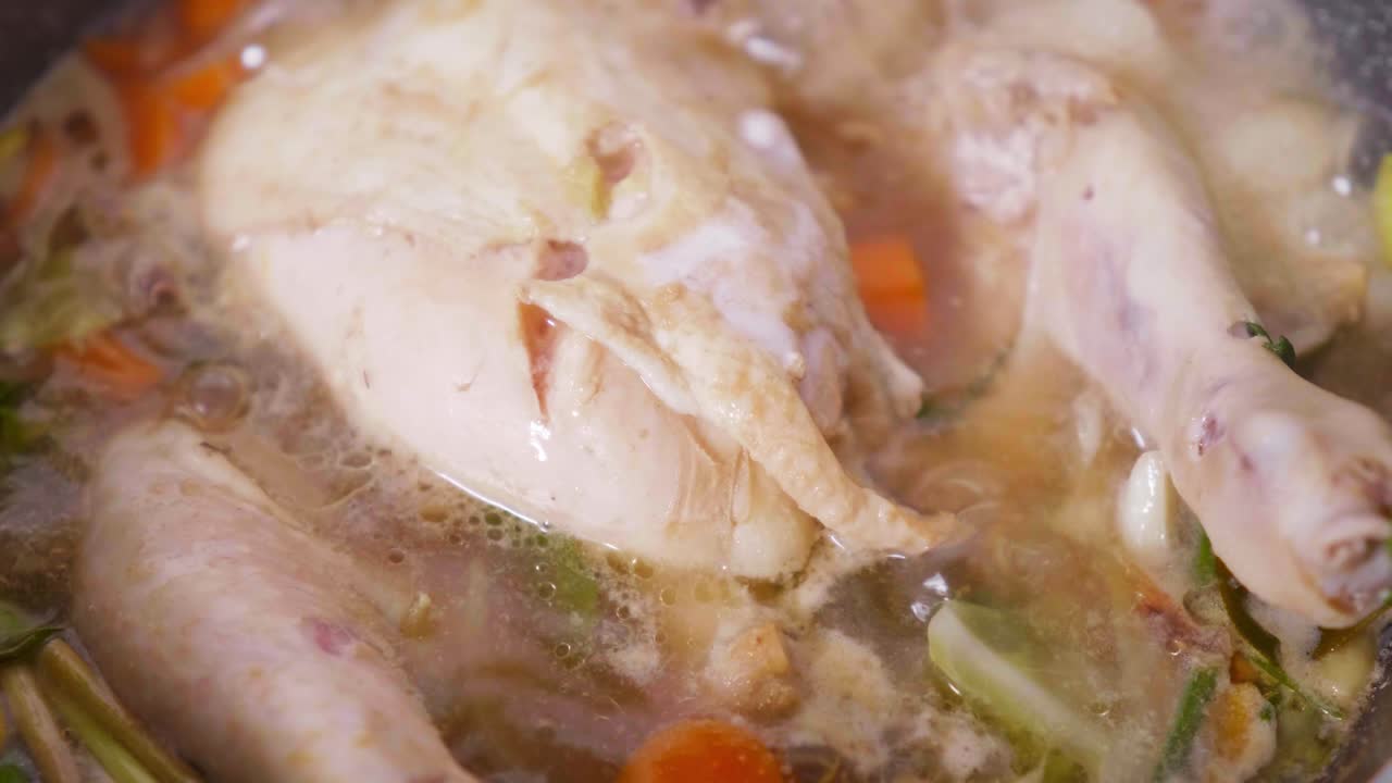 Koreansk kyllingesuppe, Asiatisk kyllingesuppe.