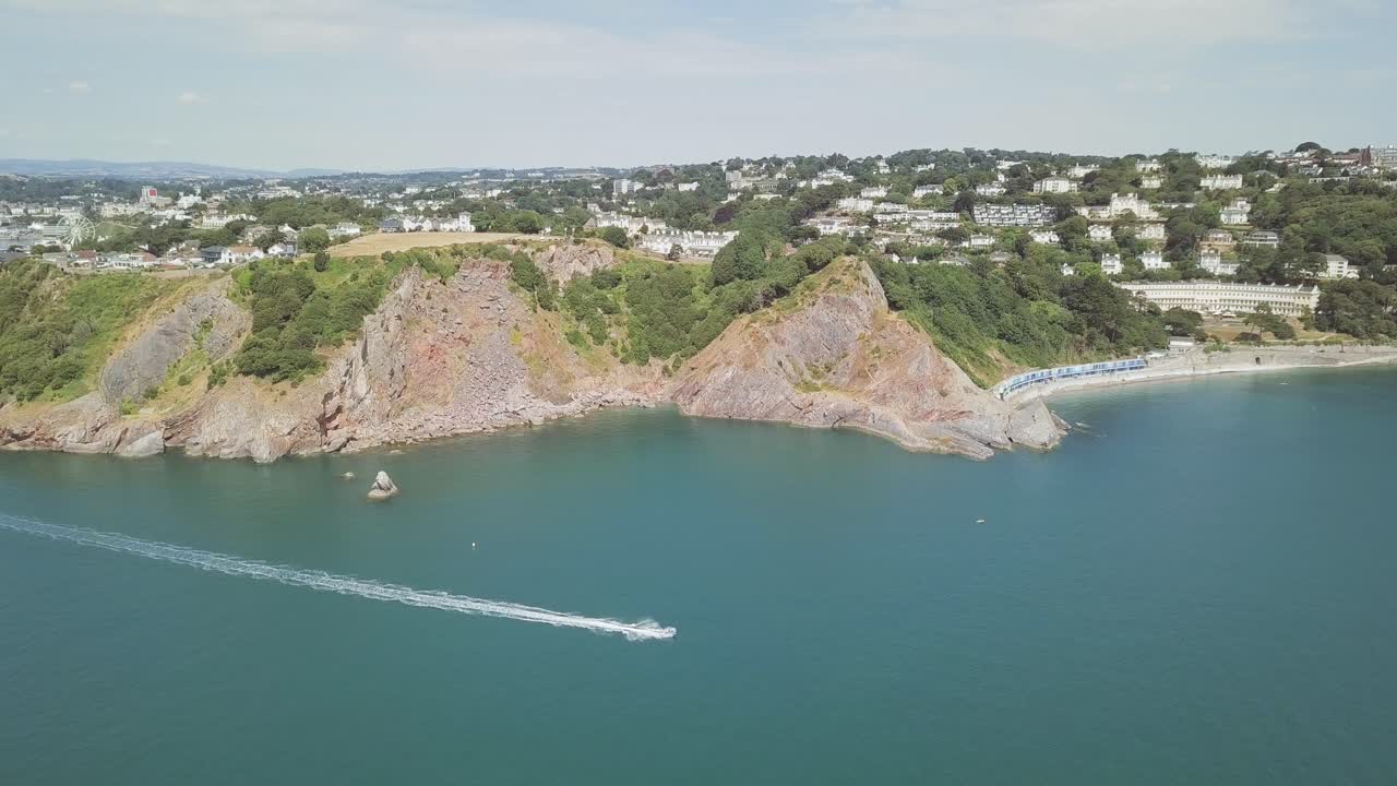 해안 도시 의 공중 사진