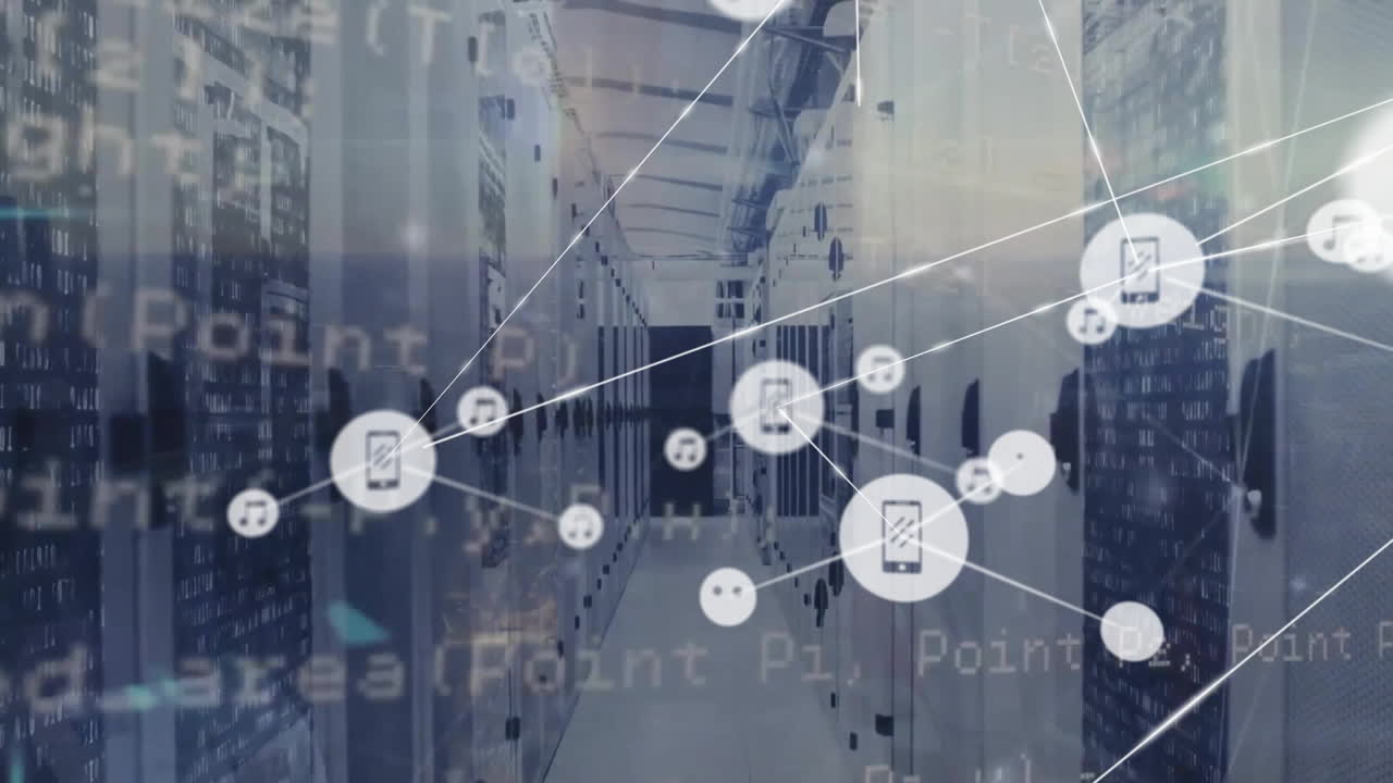 анимация сети соединений с иконками и обработка данных через компьютерные серверы