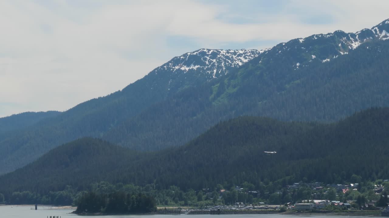 Kommercielt fly letter fra Juneau lufthavn, Alaska.