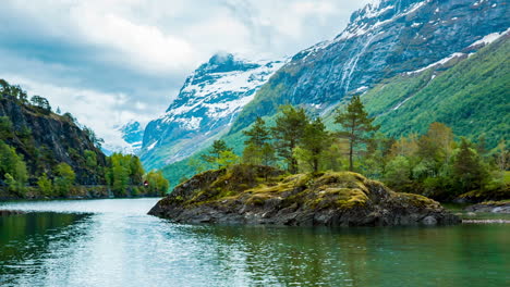 Wunderschöne-Natur-Norwegen.