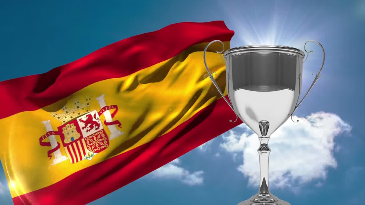 Bandiera spagnola e trofeo con cielo blu e sfondo soleggiato