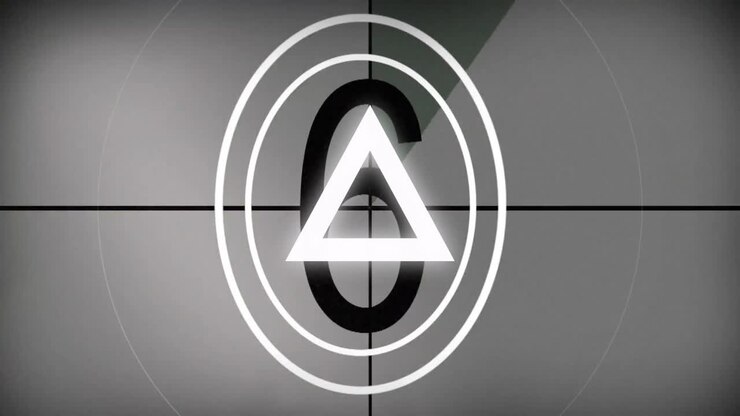 Countdown animation with number seven over circular frame and crosshairs