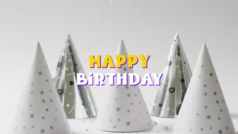 animación del texto de feliz cumpleaños sobre sombreros de fiesta en el fondo