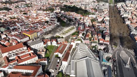 Avenida-Liberdade-Y-Príncipe-Real-En-Lisboa