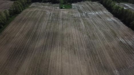 Panorámica-En-Un-Campo-Agrícola-Vacío