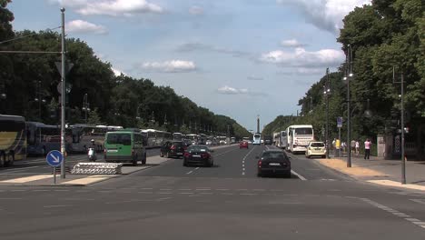 17th-of-June-Street-Straße-des-17-1