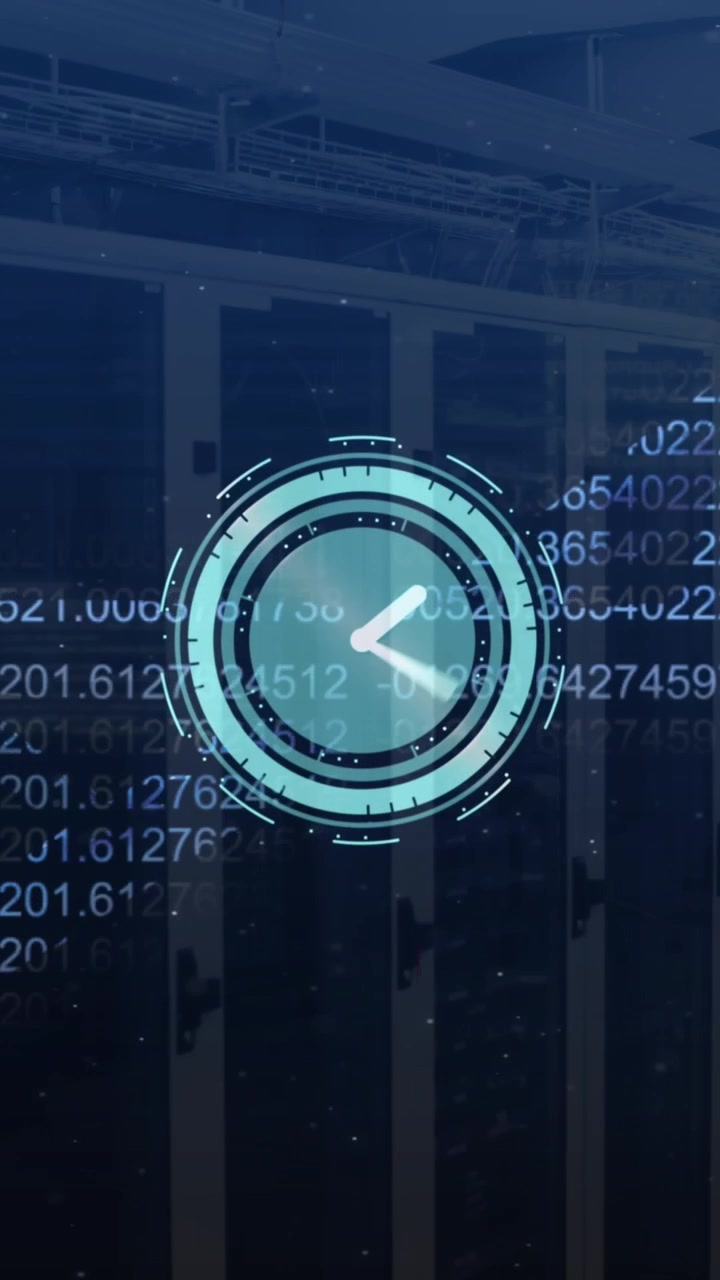 Animazione di filamento di DNA, orologio ed elaborazione dati su server informatici