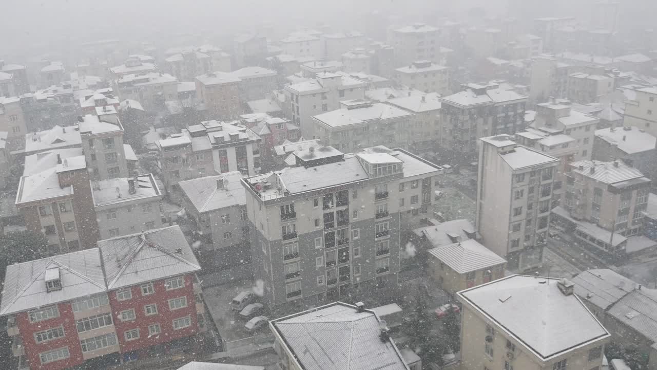 눈 인 도시 풍경