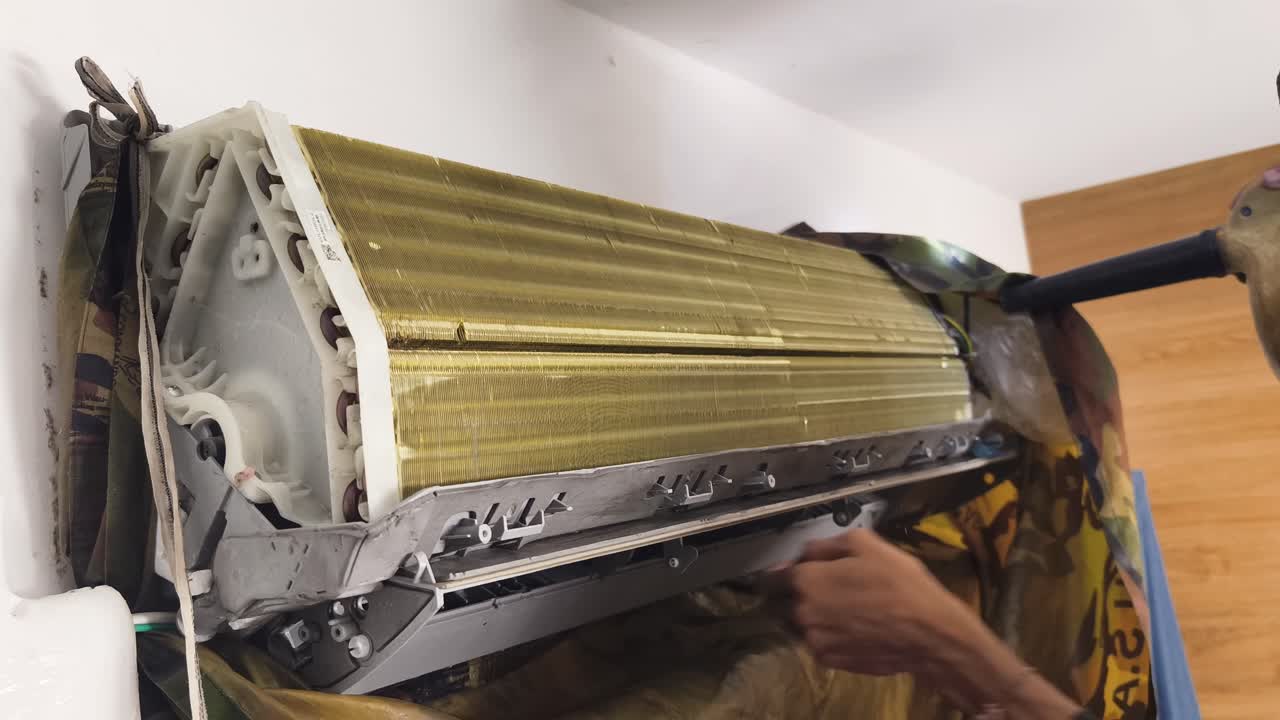 Air Conditioner Cleaning and Maintenance