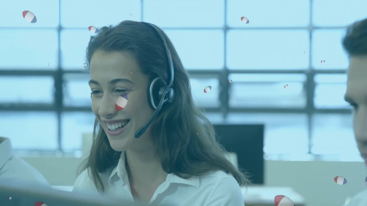 Animazione di palline con bandiera della Francia con diversi professionisti che usano auricolari telefonici