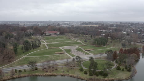 Beautiful-view-of-Forest-Park.-Slow-aerial-rise