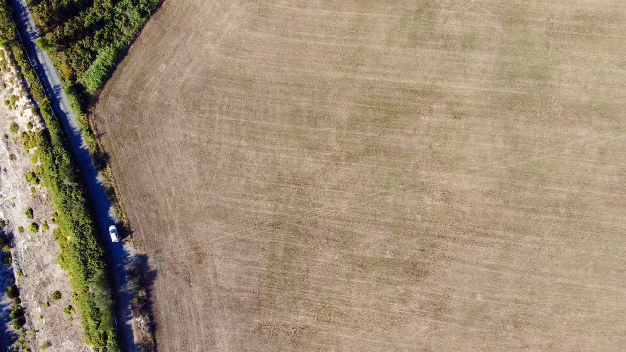 montaña y arbustos monte picato aérea, paisaje agroforestal, lugo, galiza, españa 4k dji mini 2