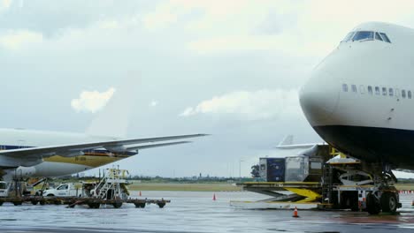 Flugzeug-Bereitet-Sich-Auf-Den-Abflug-Vor