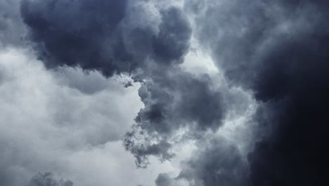 nubes de 4k y nubes de tormenta oscuras.