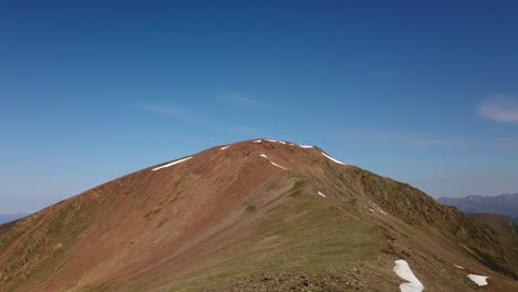 Final-Steps-Ascending-To-Monturull-Mountain,-En-La-Cerdanya