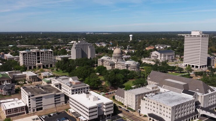 Ripresa aerea cinematografica di riferimento del Campidoglio dello Stato del Mississippi