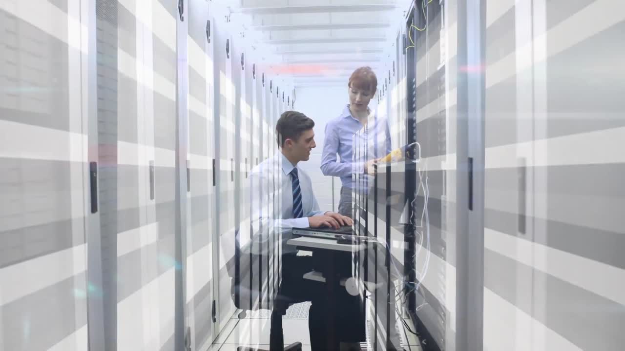 animación de personas que trabajan con computadoras